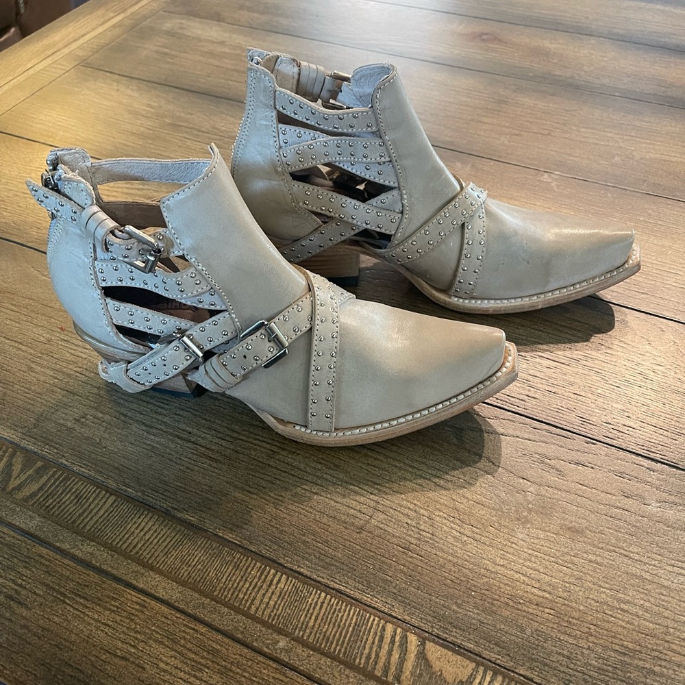 Freebird Wasp Size 7 Brand New